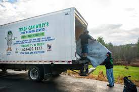 Best Garage Cleanout  in Shelburn, IN